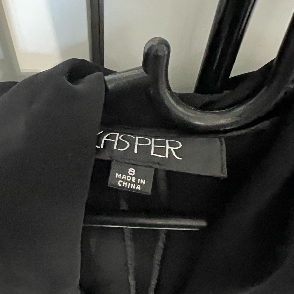 Kasper Suit - Size 8/10